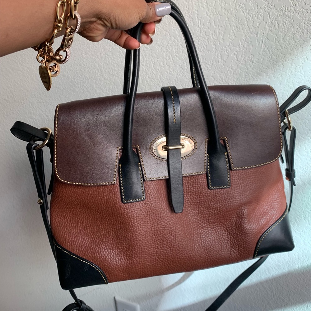 SOLD!!! Dooney and Bourke hand bag